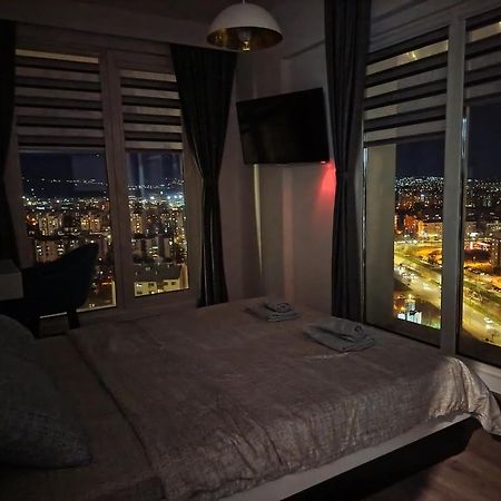 18Th & 16H Floor Secure Luxury Condos With Pool & Fitness Included In Price Skopie Exterior foto